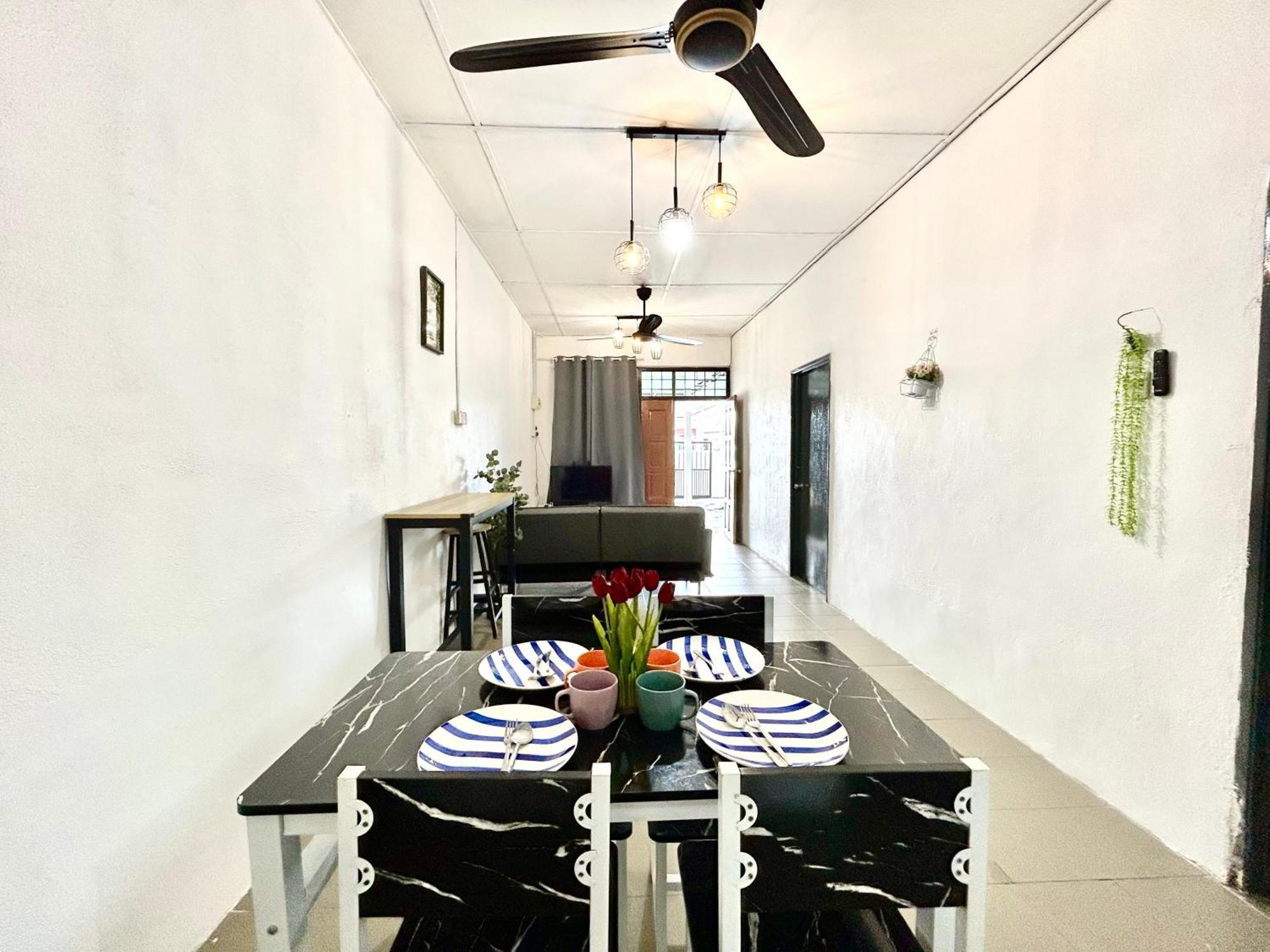 Entire 33 Cozy House • 3 Bedroom @ Alma Bukit Mertajam Extérieur photo