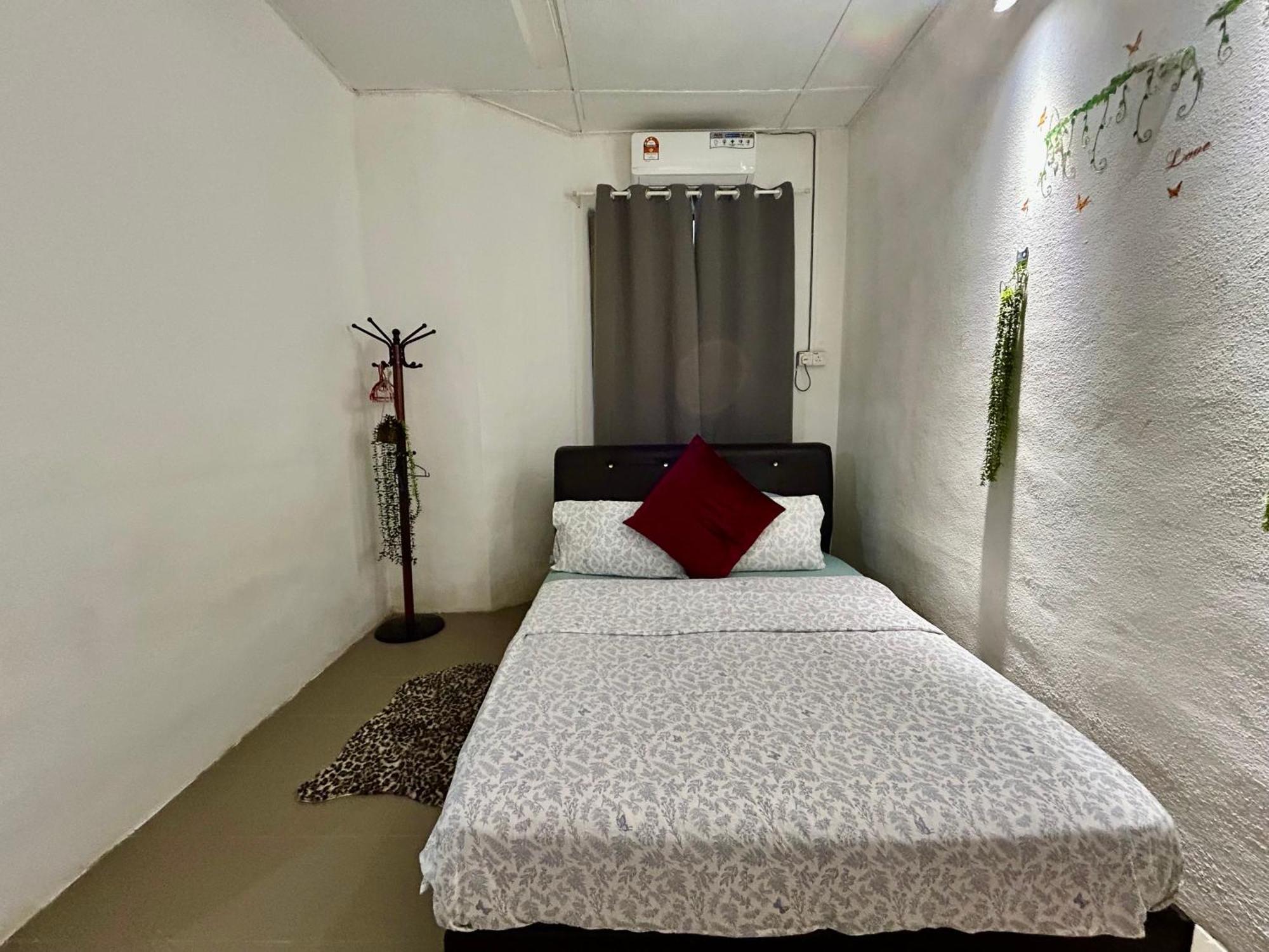 Entire 33 Cozy House • 3 Bedroom @ Alma Bukit Mertajam Extérieur photo